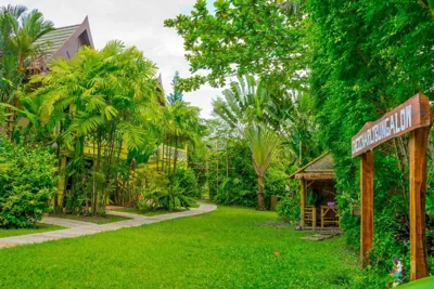 Bungalow - Étage supérieur — Chez Charly Bungalow